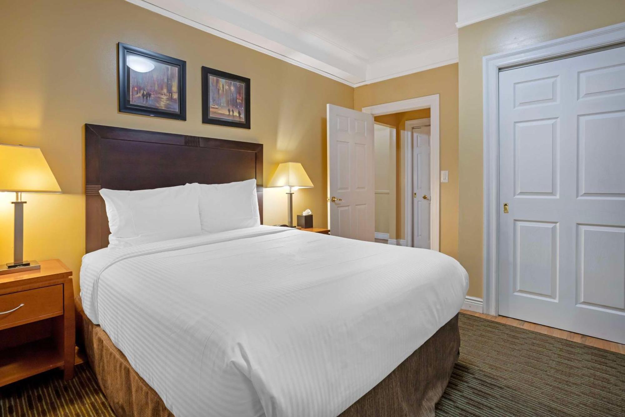 Best Western Plus Hospitality House Suites New York Exteriör bild